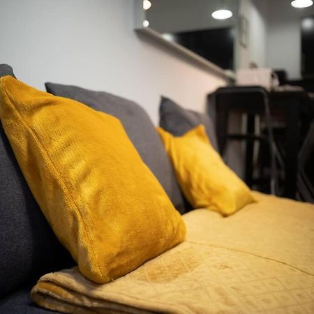 *Appartement Climatise Au Coeur Du Vieux Port* มาร์กเซย ภายนอก รูปภาพ