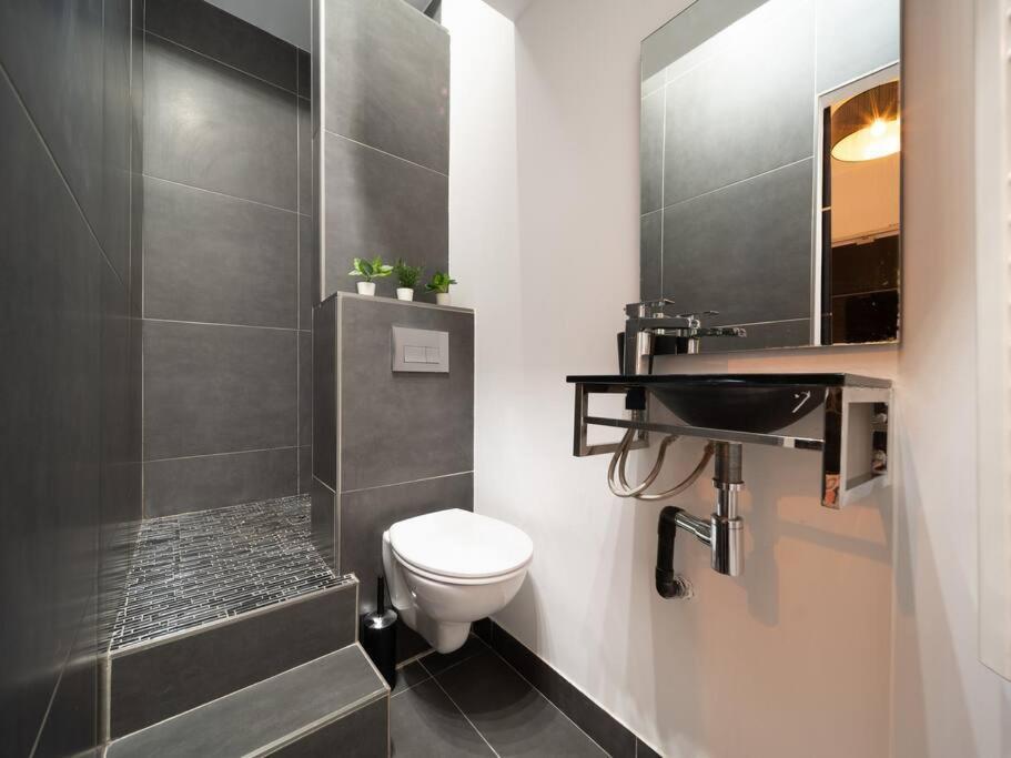 *Appartement Climatise Au Coeur Du Vieux Port* มาร์กเซย ภายนอก รูปภาพ
